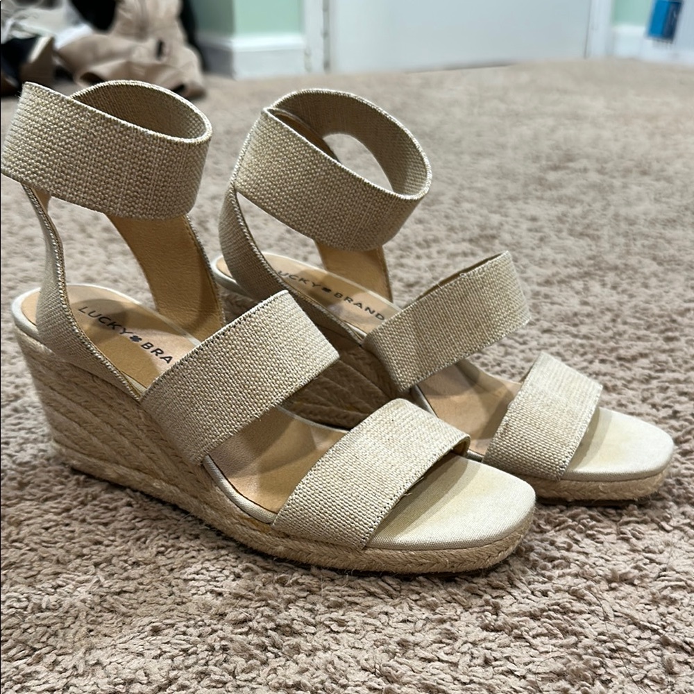 Lucky Brand | 7.5 | Espadrille Wedge